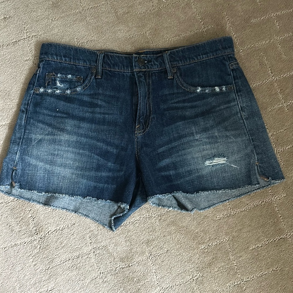 Gap Jean shorts EUC size 28